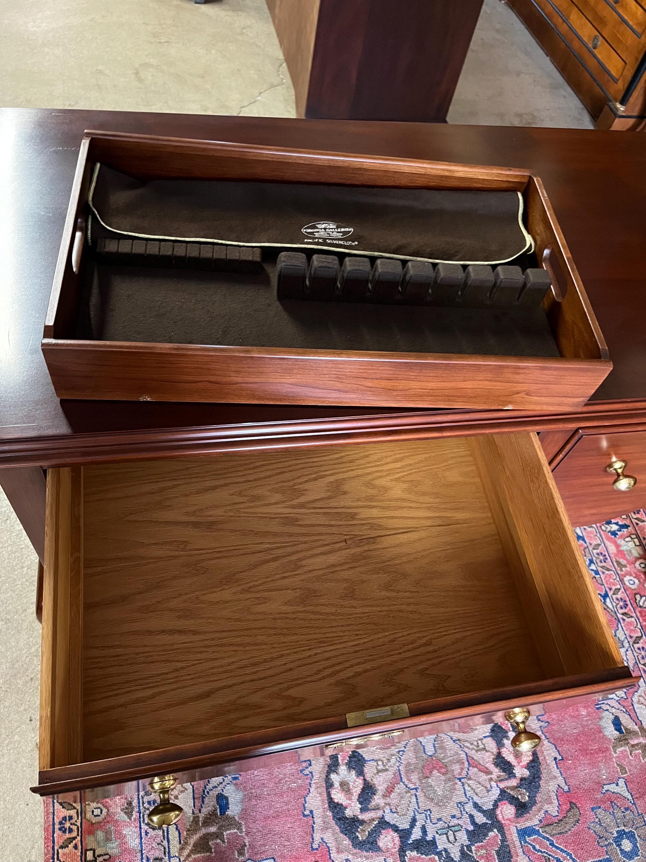 Henkel Harris Jamestown Colony Server - Thumbnail 7