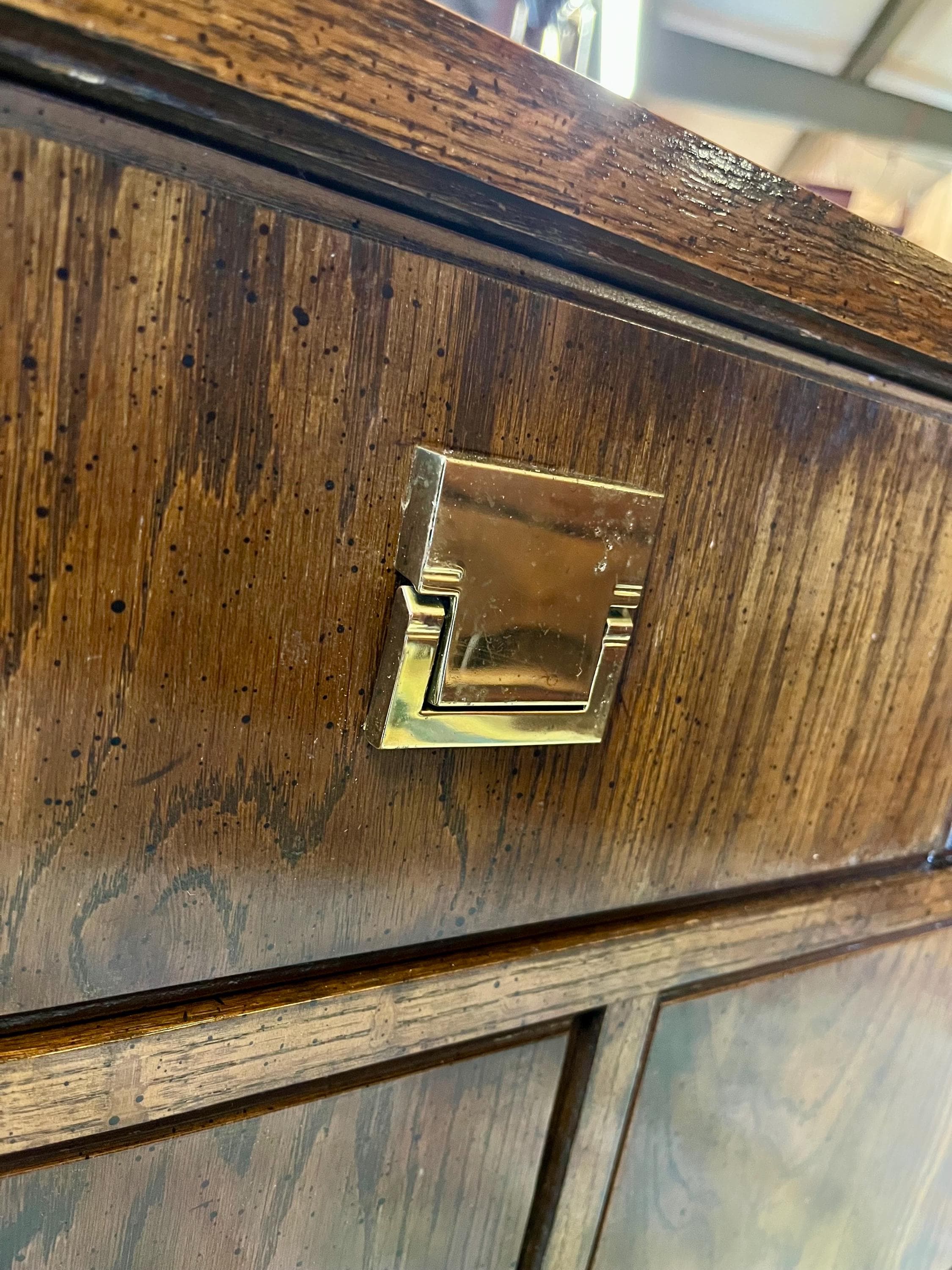 Thomasville Campaign Style Dresser - Thumbnail 4