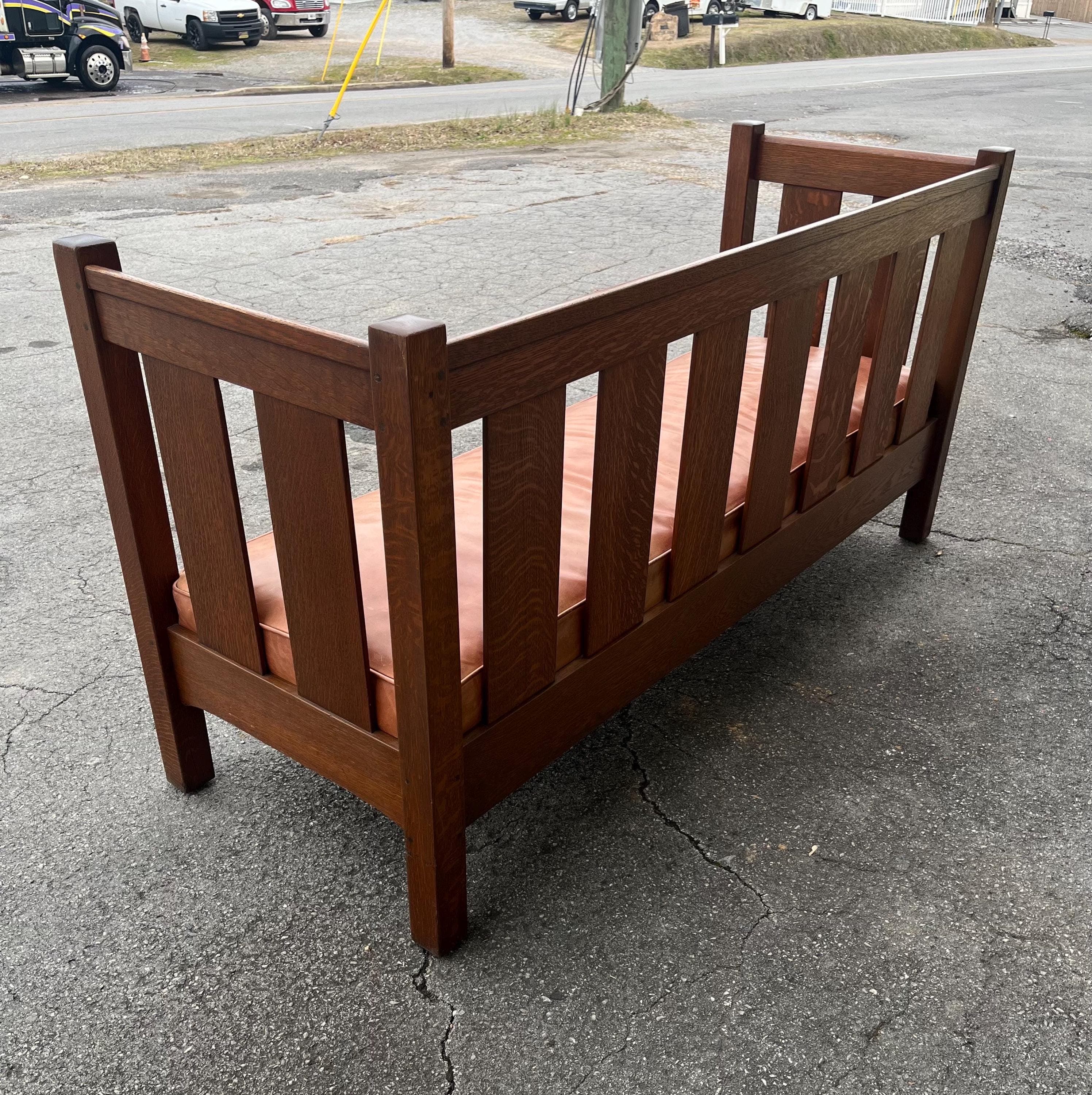 Early 20th Century L. & j.g. Stickley Model 216 Mission Oak Settle - Thumbnail 13