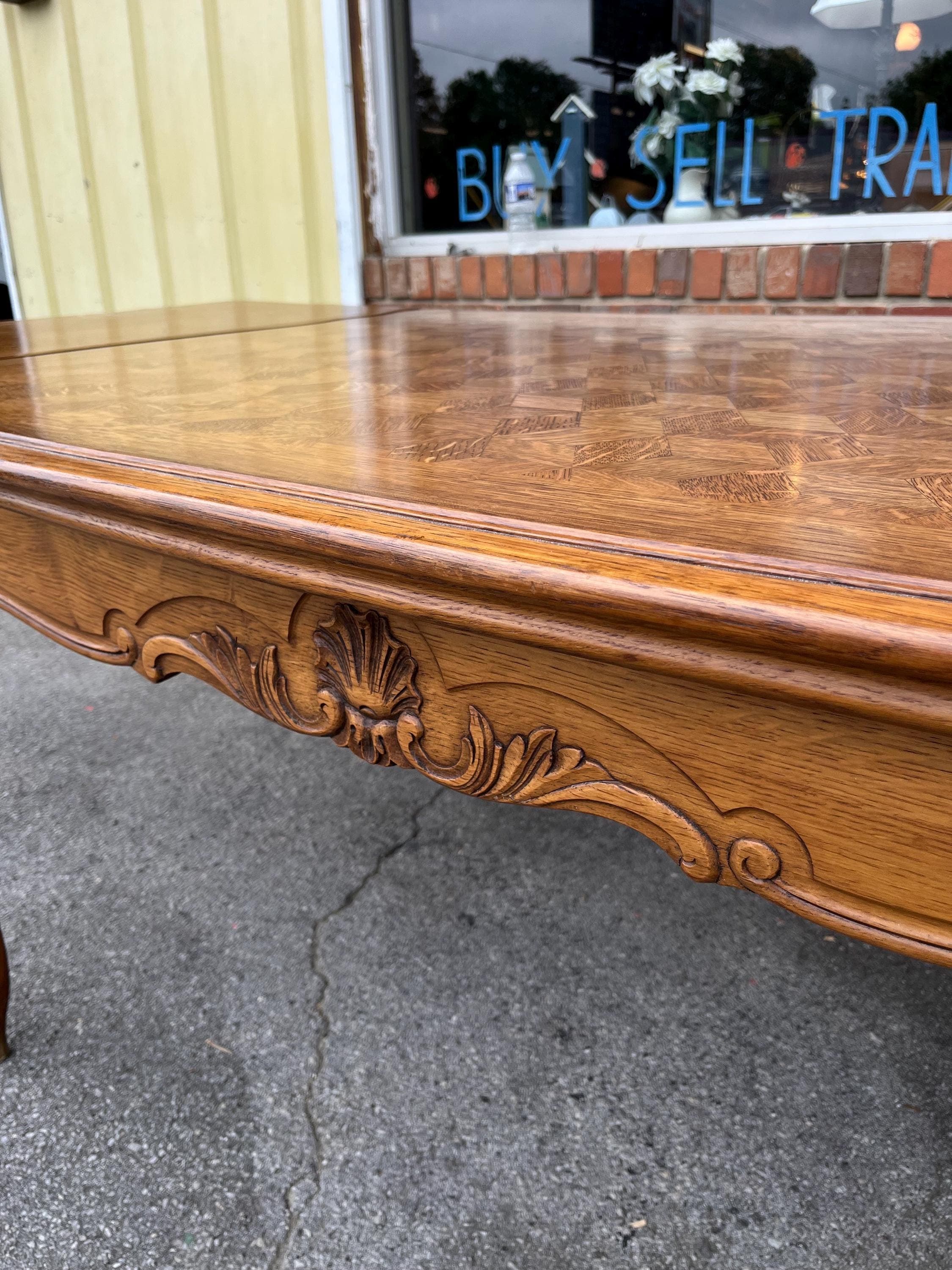 French Provincial Draw Leaf Table - Thumbnail 4