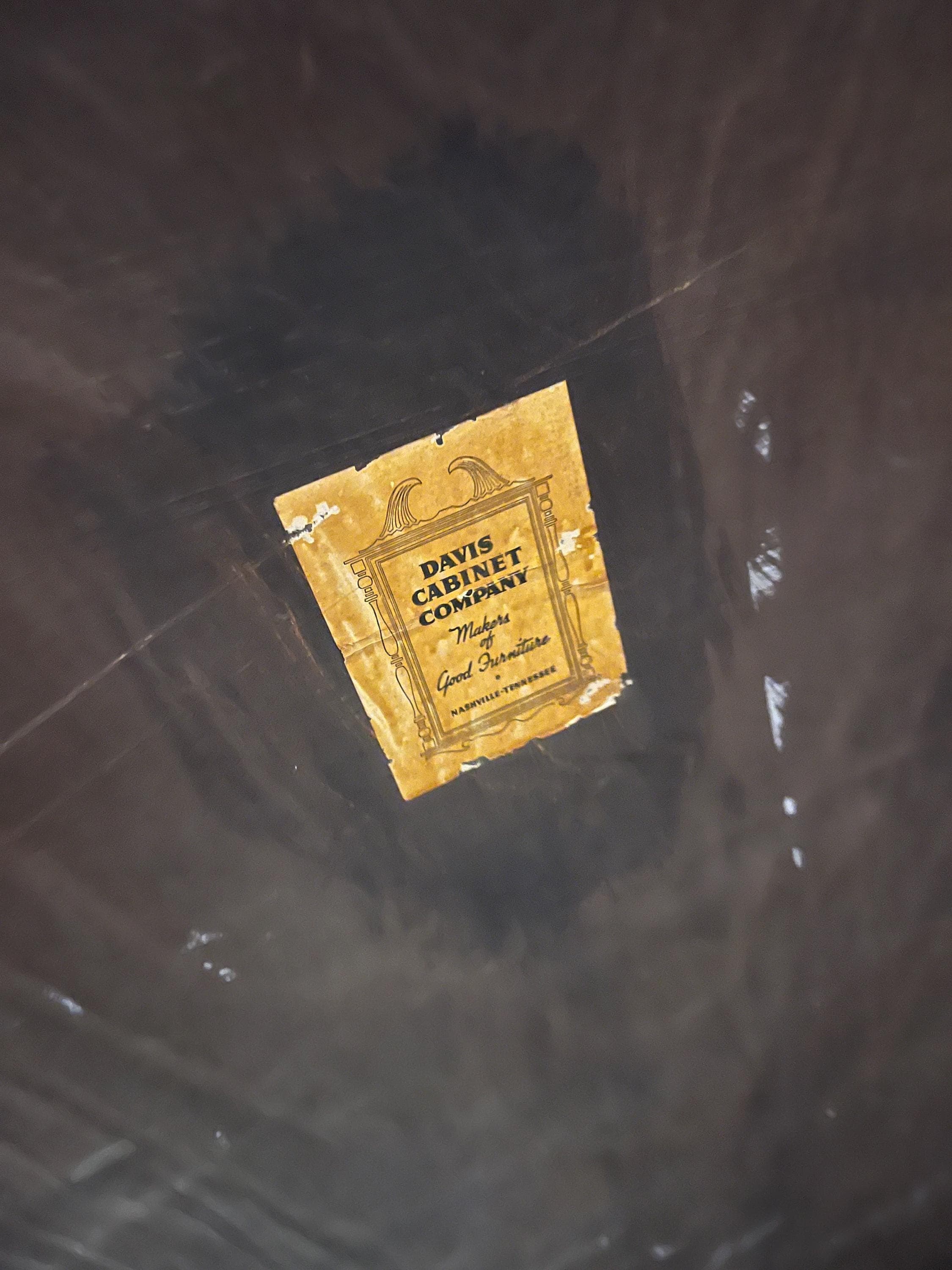 Davis Cabinet Company Chest of Drawers - Thumbnail 8