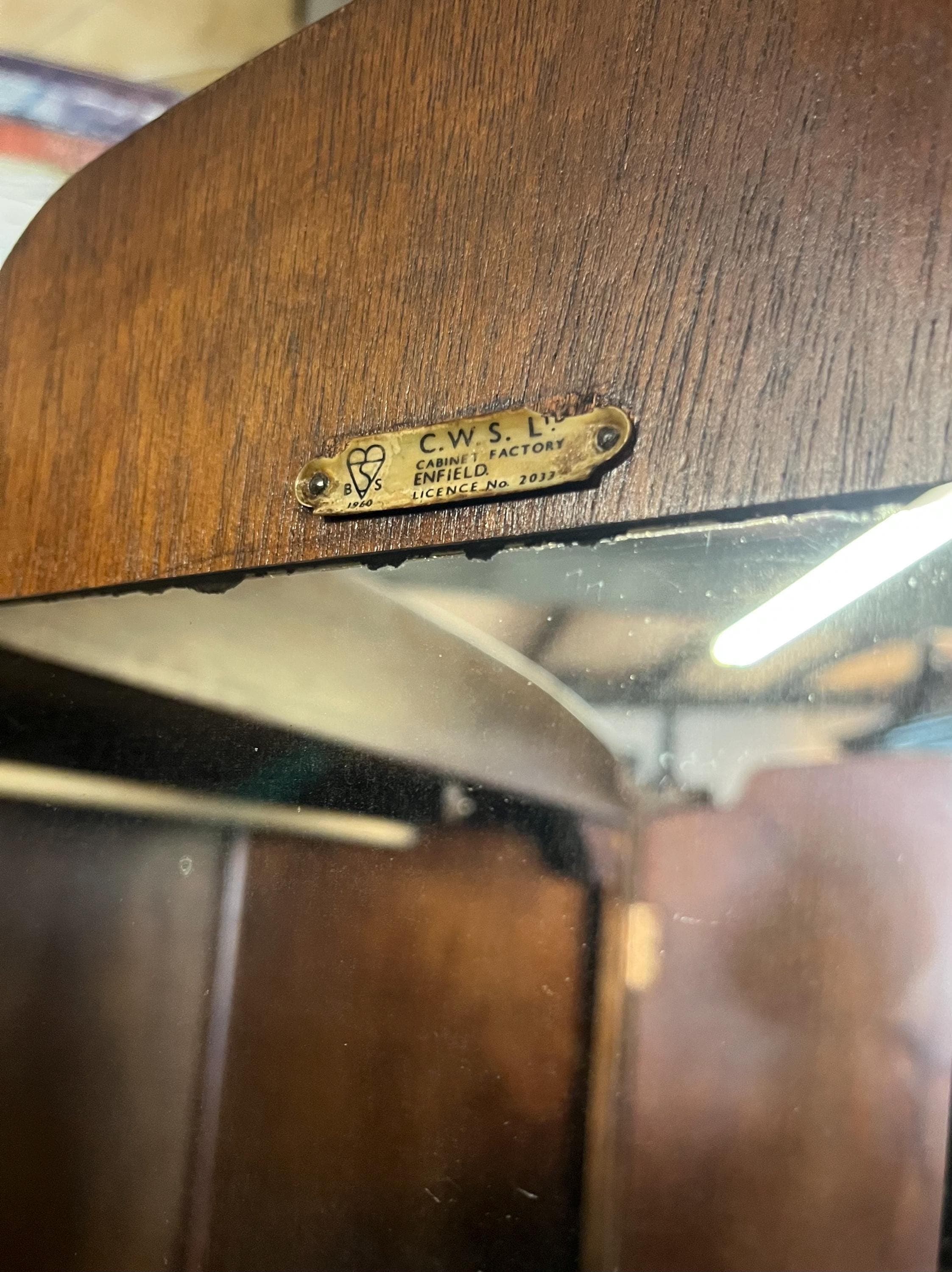 Mid 20th Century English Art Deco Wardrobe - Thumbnail 5