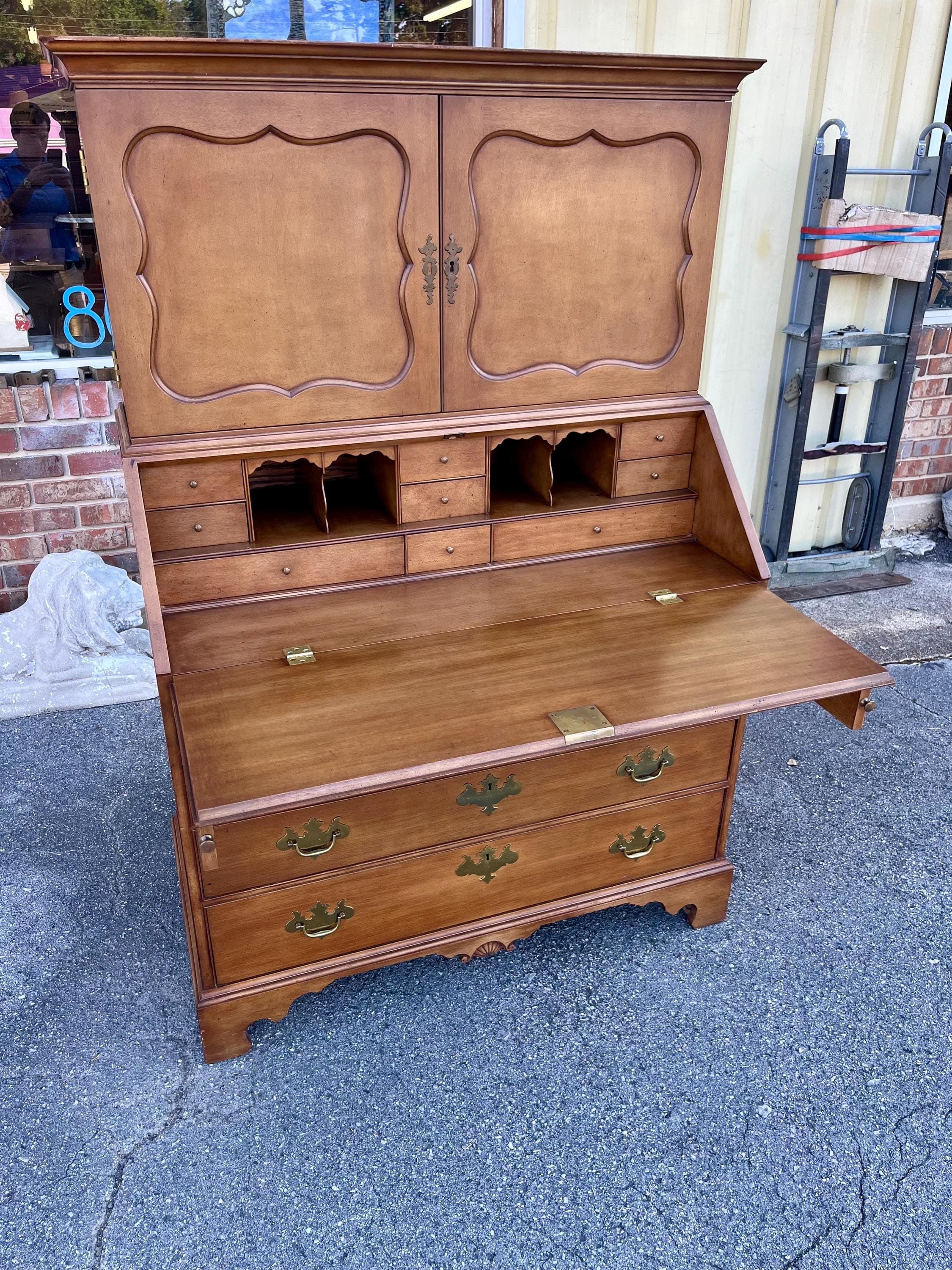 Kittinger Colonial Williamsburg Secretary Bookcase - Thumbnail 6