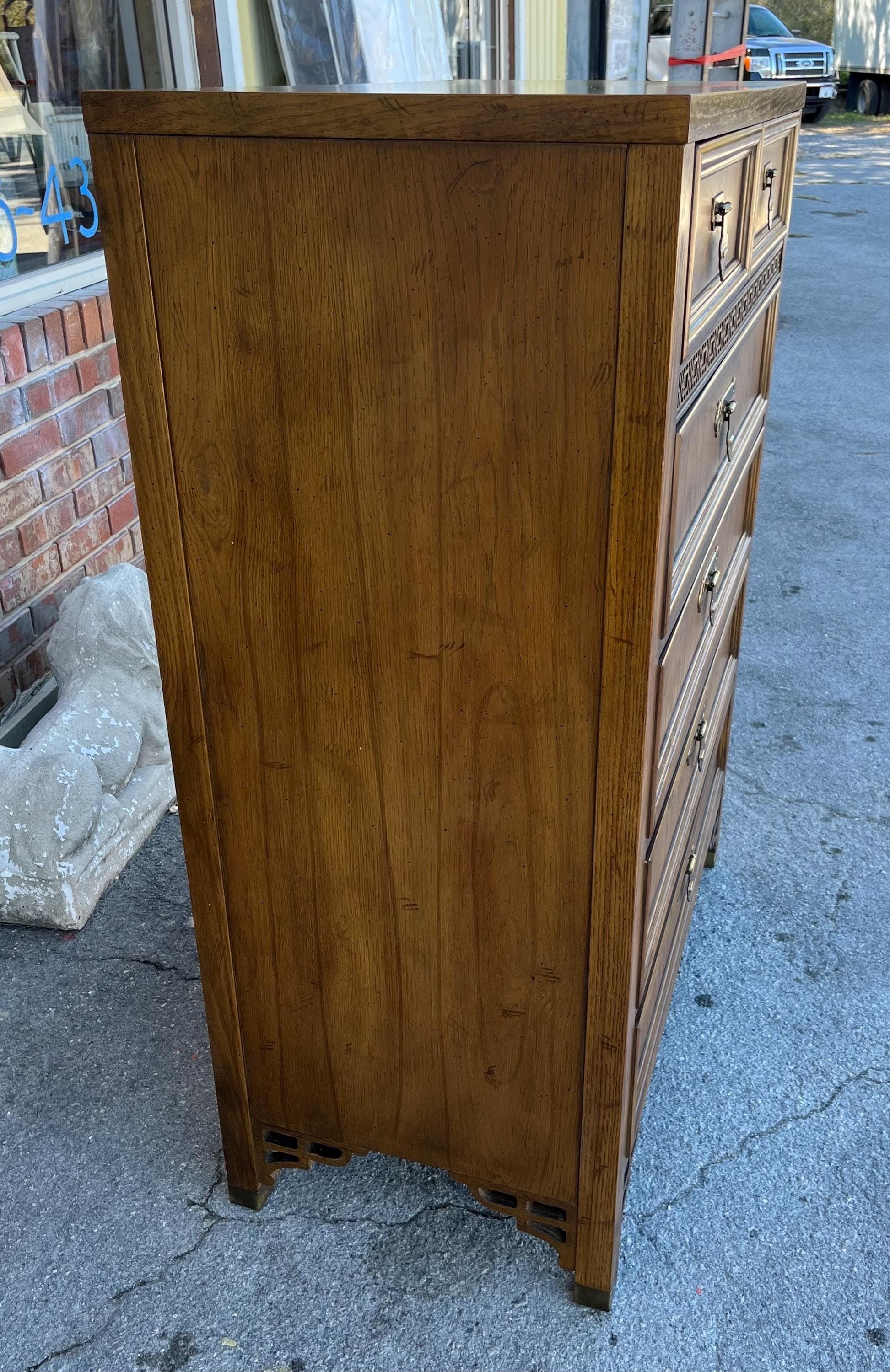 Dixie Shangri La Chest of Drawers - Thumbnail 3