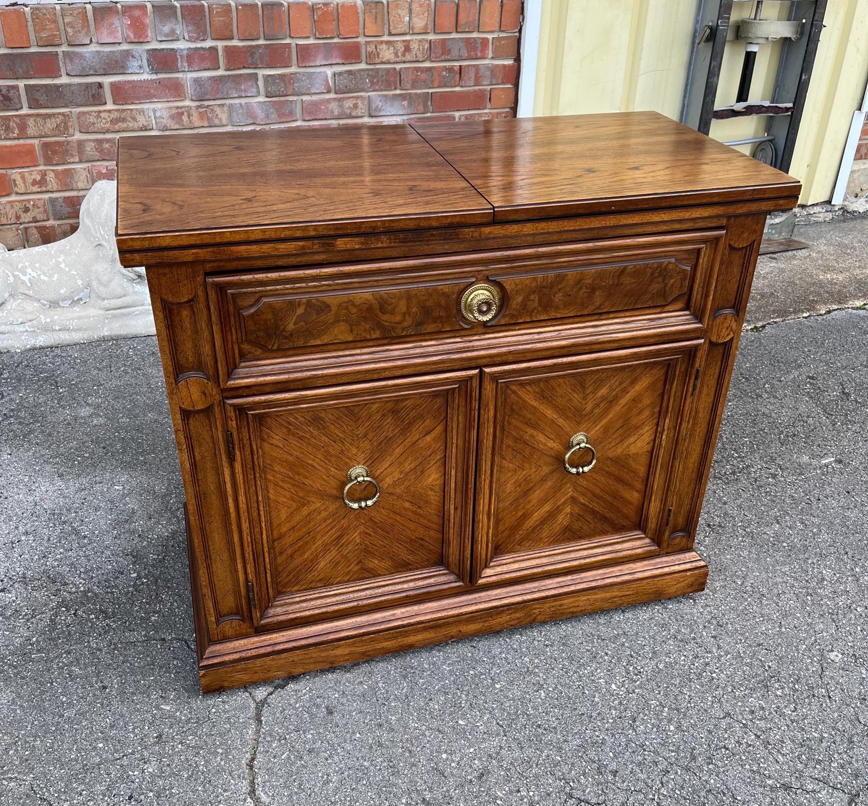 Bar Cart or Server by Thomasville - Thumbnail 8