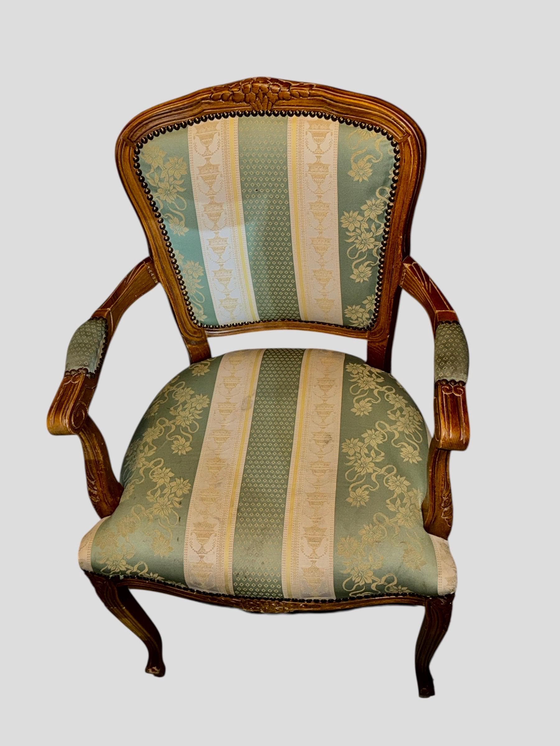 Pristine Pair of Vintage French Louis XV Fauteuil Armchairs in Sage & Cream Damask - Thumbnail 3