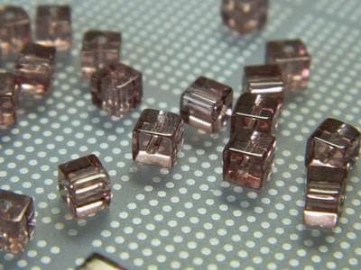 50 Glass Cube Beads: Square Shape (4mm, Small Hole) Choose color in variations - Thumbnail 3