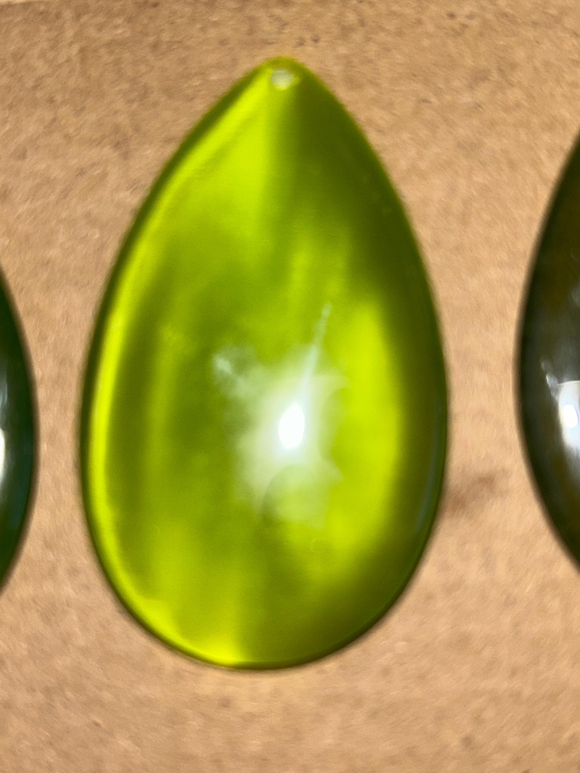 Pink or Green 39 mm Cats Eye Pendant chrysoberyl gemstone - Thumbnail 6