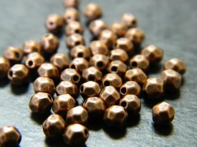 Spacer Beads: Faceted Round - 4mm, Set of 50 - Thumbnail 3