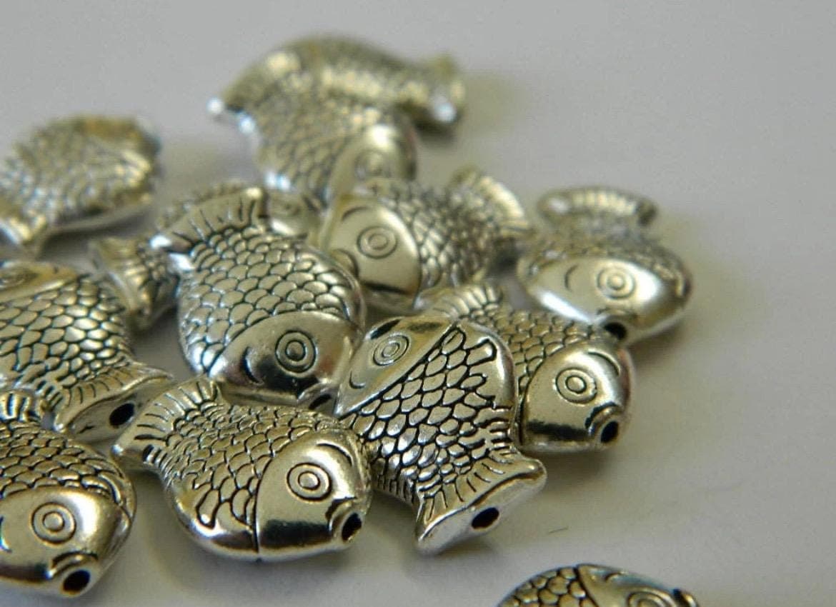 Antique Silver Tone Lucky Fish Beads, Tibetan Style Charms (10 per pack) - Thumbnail 7
