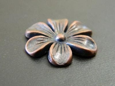 Flower Cabochons: Copper Alloy Floral Design (20mm Round, Set of 3) - Thumbnail 5