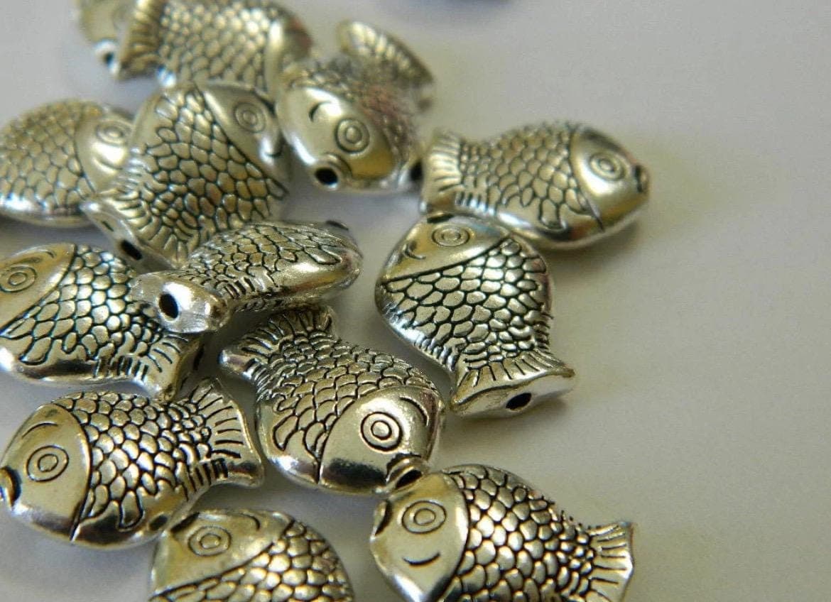 Antique Silver Tone Lucky Fish Beads, Tibetan Style Charms (10 per pack) - Thumbnail 8