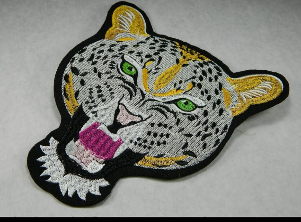 Angry Snow Leopard Embroidered Patch (Large Iron-On Applique) - Thumbnail 2