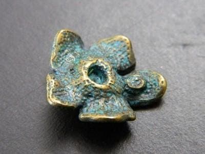 Flower Metal Cabochon: Vintage Bronze with Green Patina (20mm Round) 5 per order - Thumbnail 9