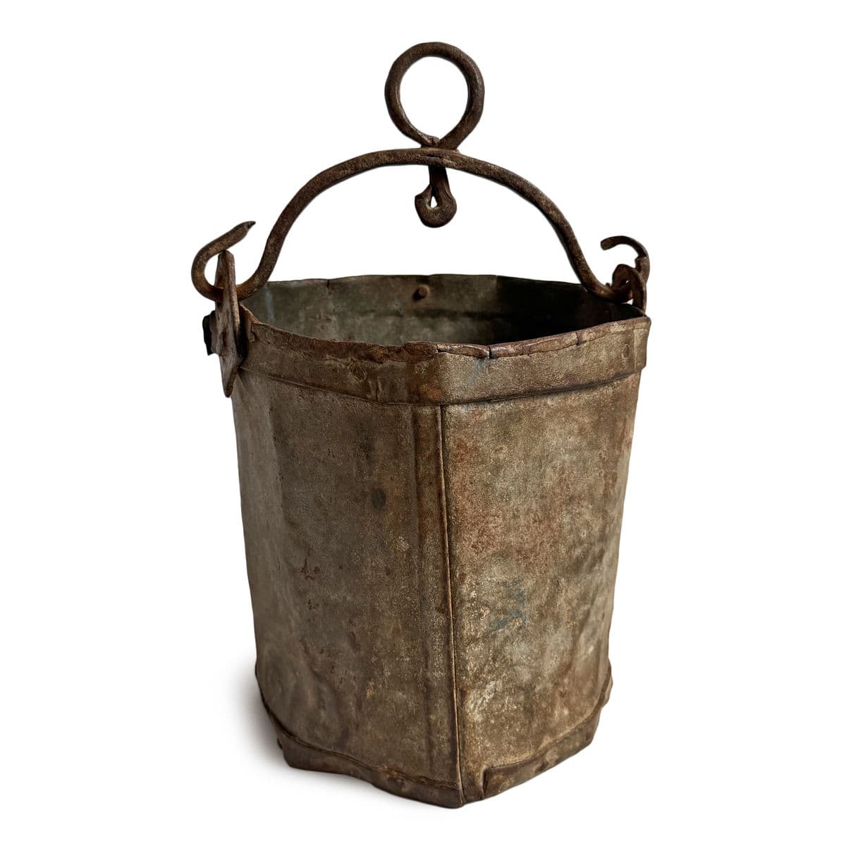 Old Iron Can Bucket w/Handle - Thumbnail 2