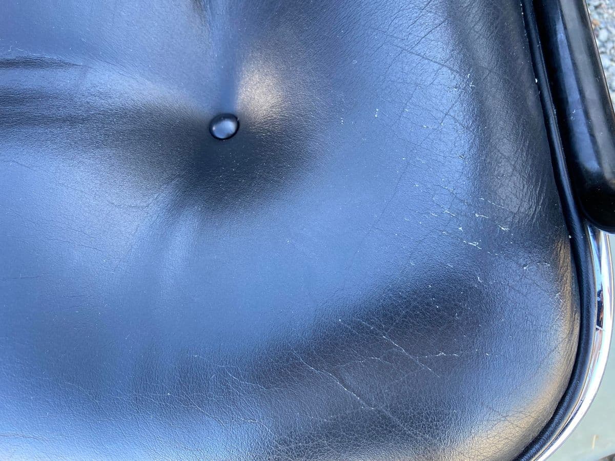 1980s Charles Pollock for Knoll Attributed Leather Executive Swivel Desk Chair - Thumbnail 11