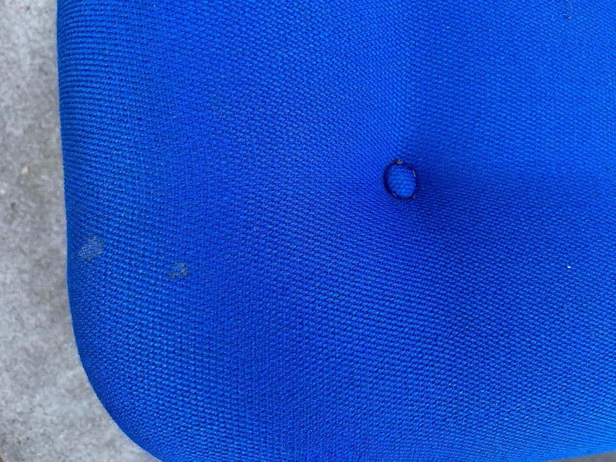 1980s Vintage Mid Century Modern Steelcase Cantilevered Upholstered Accent Chairs Set of 5 - Thumbnail 11