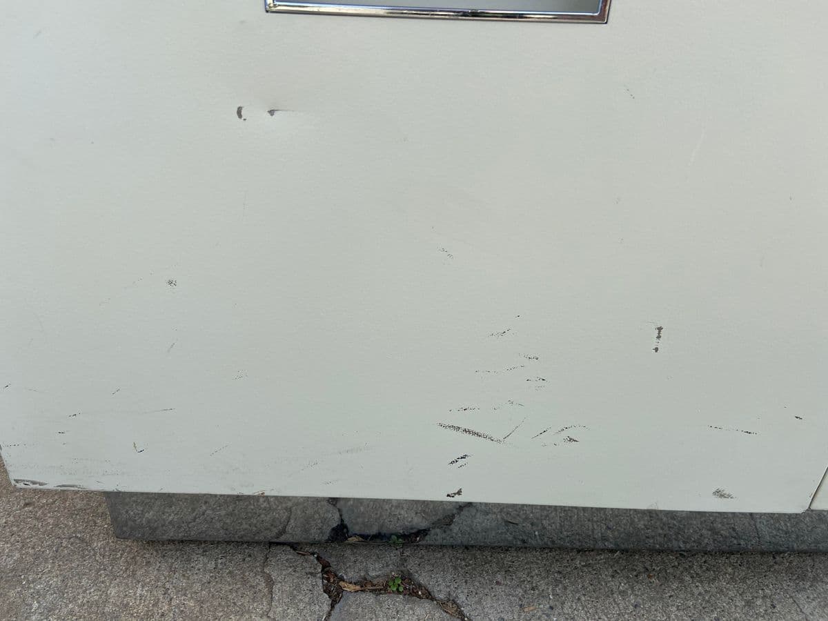 1980s Vintage Modern Metal Sideboard - Thumbnail 11