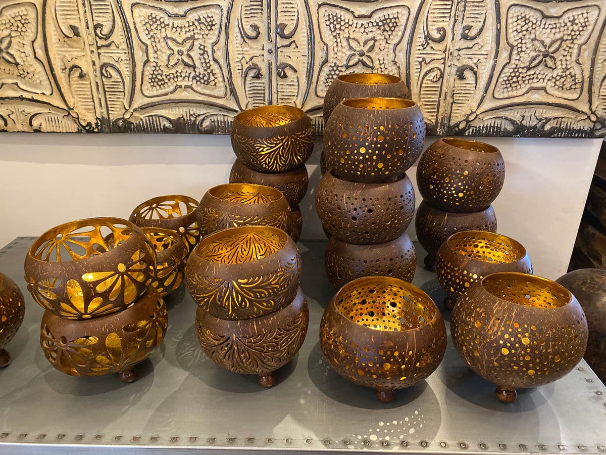 Coconut Carved Candle Bowl - Thumbnail 12