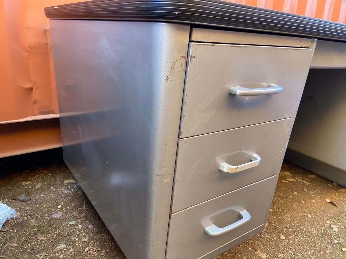 1970s Vintage Mid Century Modern Metal Tanker Desk - Thumbnail 11
