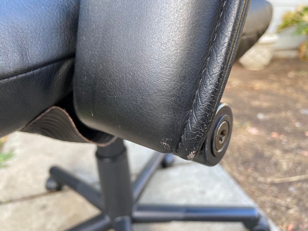 1990s Mario Bellini Vintage Executive Leather Desk Chair for Vitra - Thumbnail 12