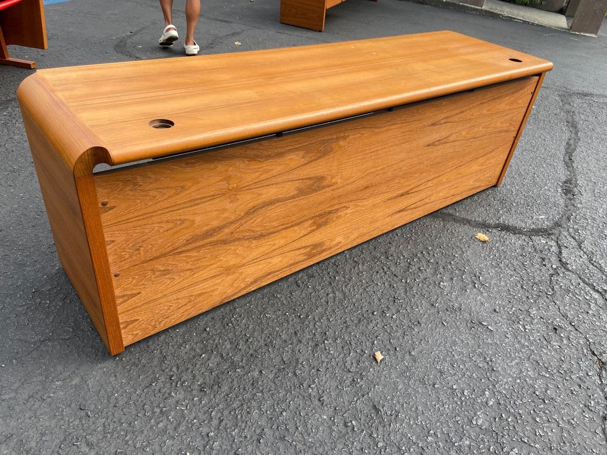 1990s Vintage Mid Century Modern Credenza - Thumbnail 12