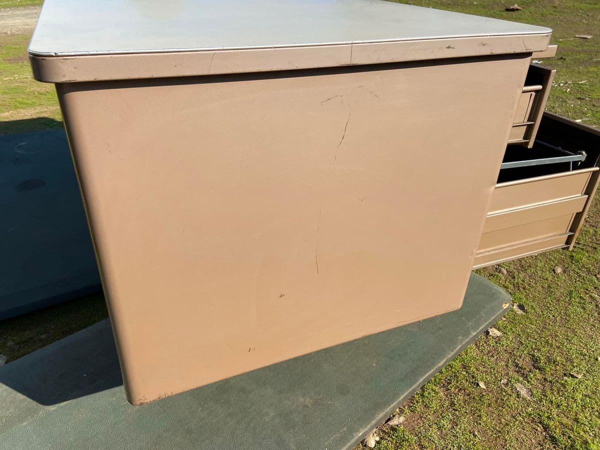 1960s McDowell & Craig Vintage Mid Century Modern Metal Tanker Desk - Thumbnail 13