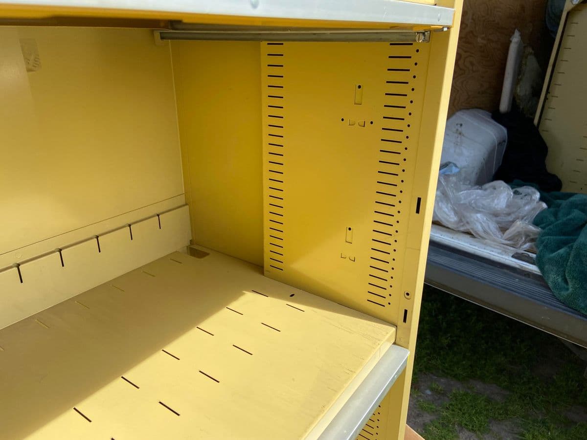 1970s Tab Vintage Mid Century Modern Metal Industrial Barrister Style Cabinet - Thumbnail 12