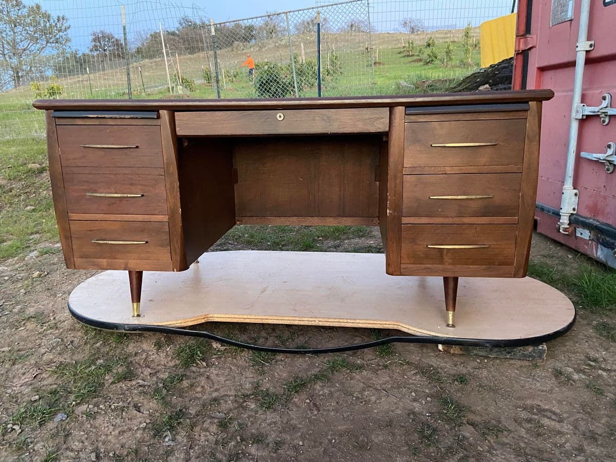Mid 20th Century Anderson Style Executive Desk - Thumbnail 12
