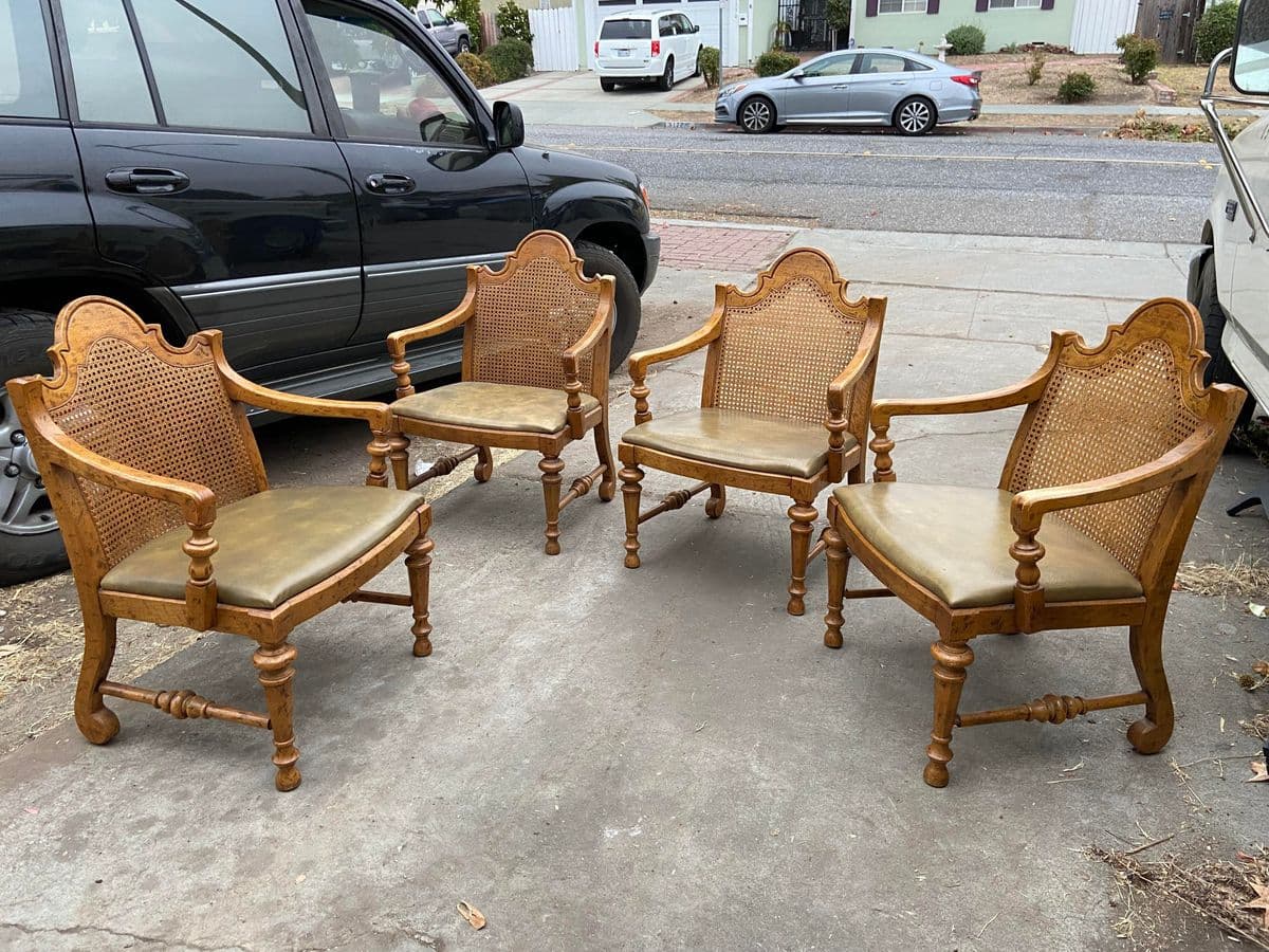 Vintage French Provincial Drexel Furniture Arm Chairs Set of 4 - Thumbnail 13
