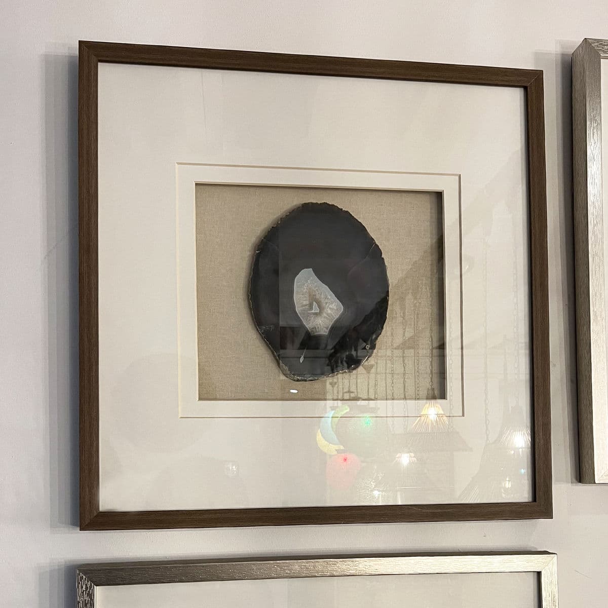 Large Natural Agate with Driftwood Frame - Thumbnail 3