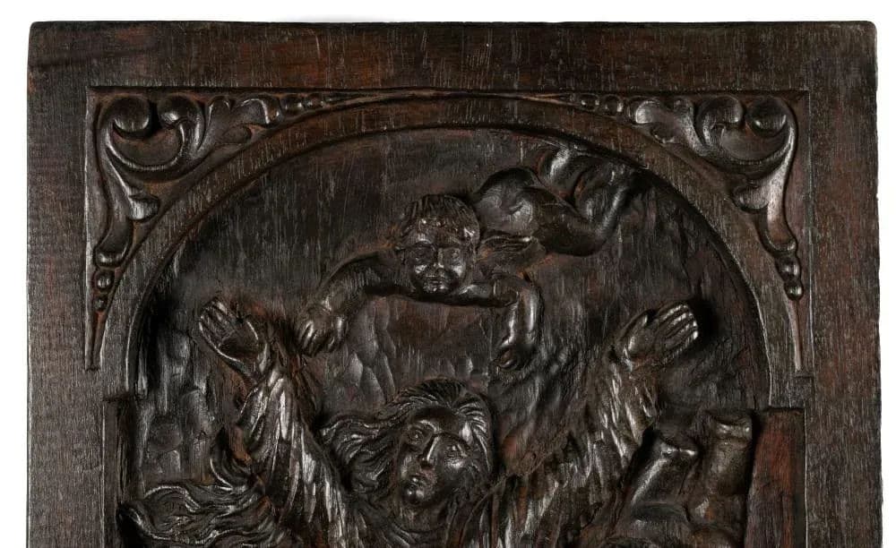 18th Century Spanish Colonial Religious Carved Wood Bas Relief Panel - Nuestra Señora Reina De Los Ángeles - Thumbnail 3