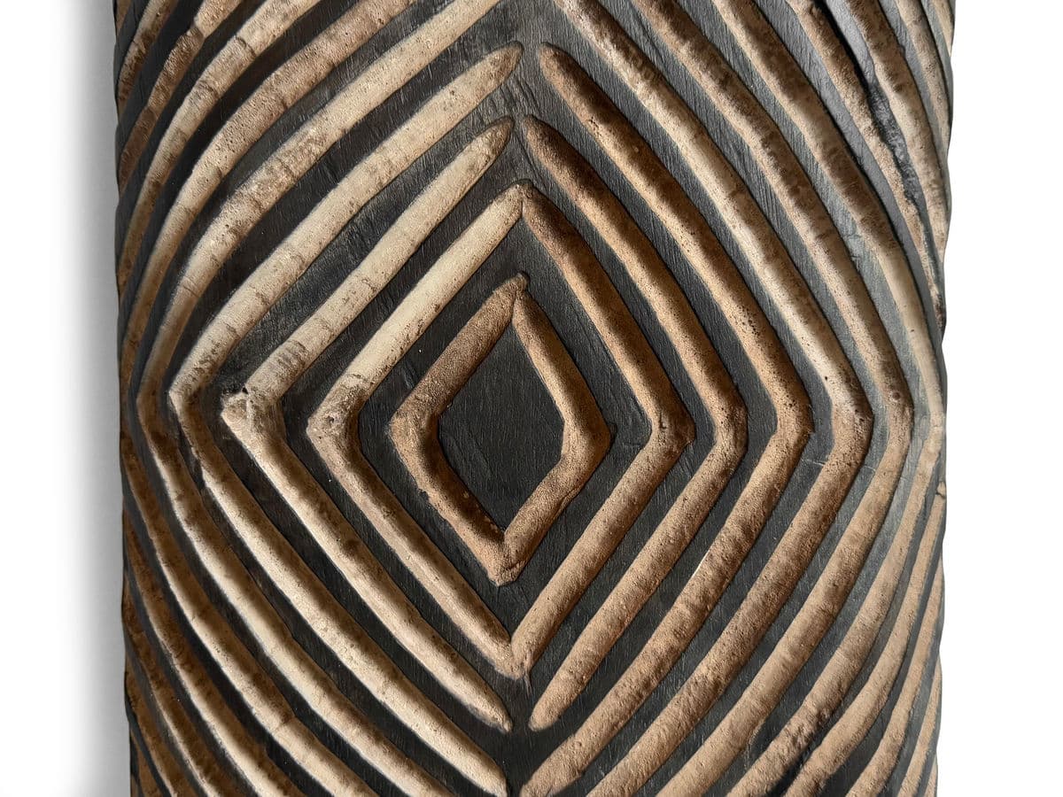 Vintage Elongated Zulu Shield - Thumbnail 3