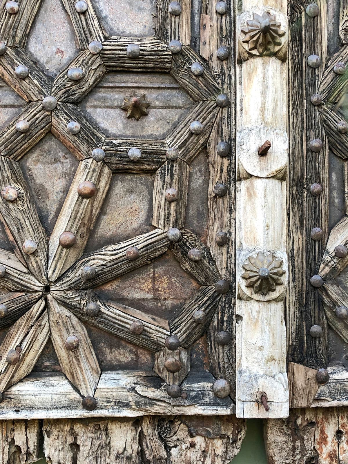Original Carved Wood Punjabi Door - Thumbnail 3