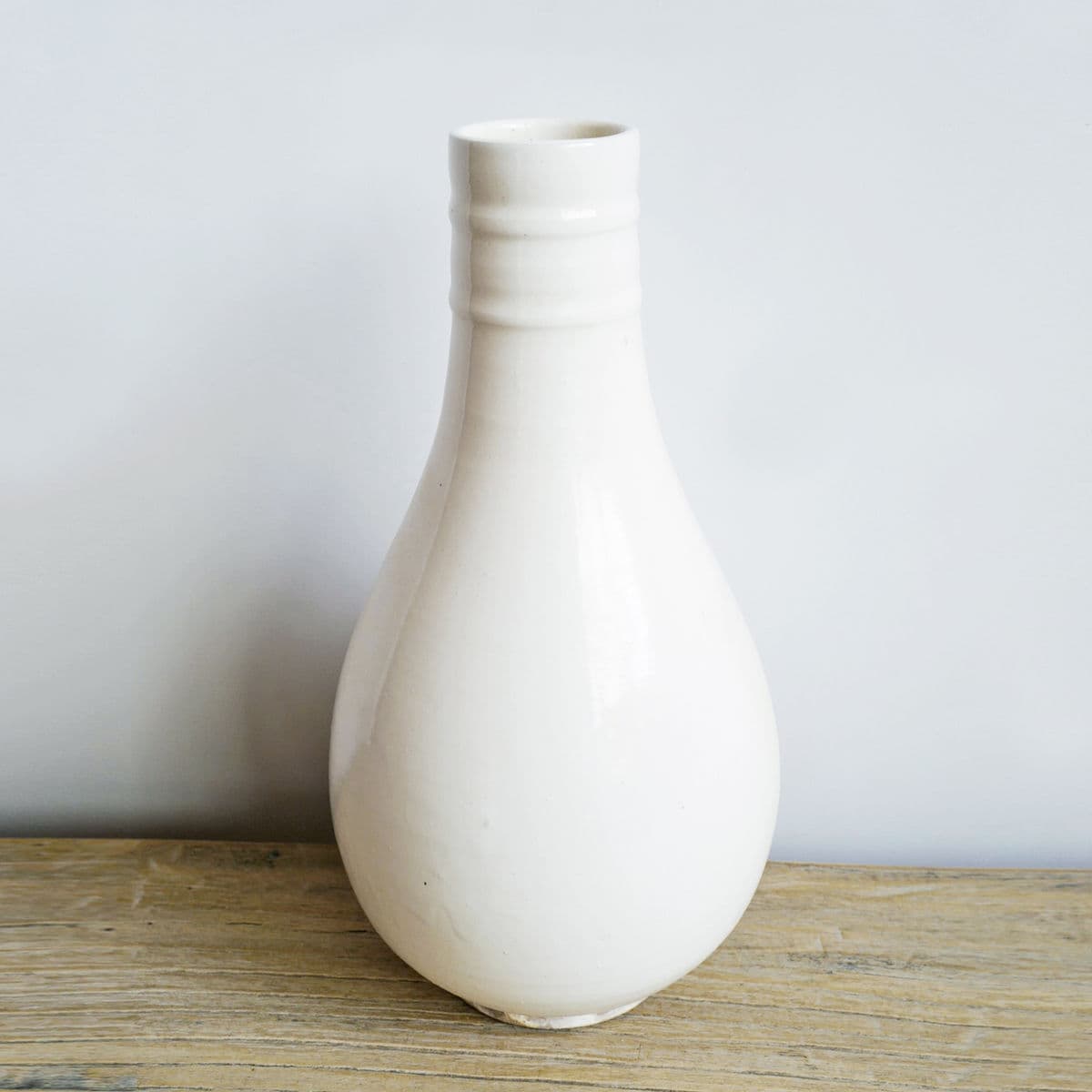 White Milk Pottery Vase - Thumbnail 3