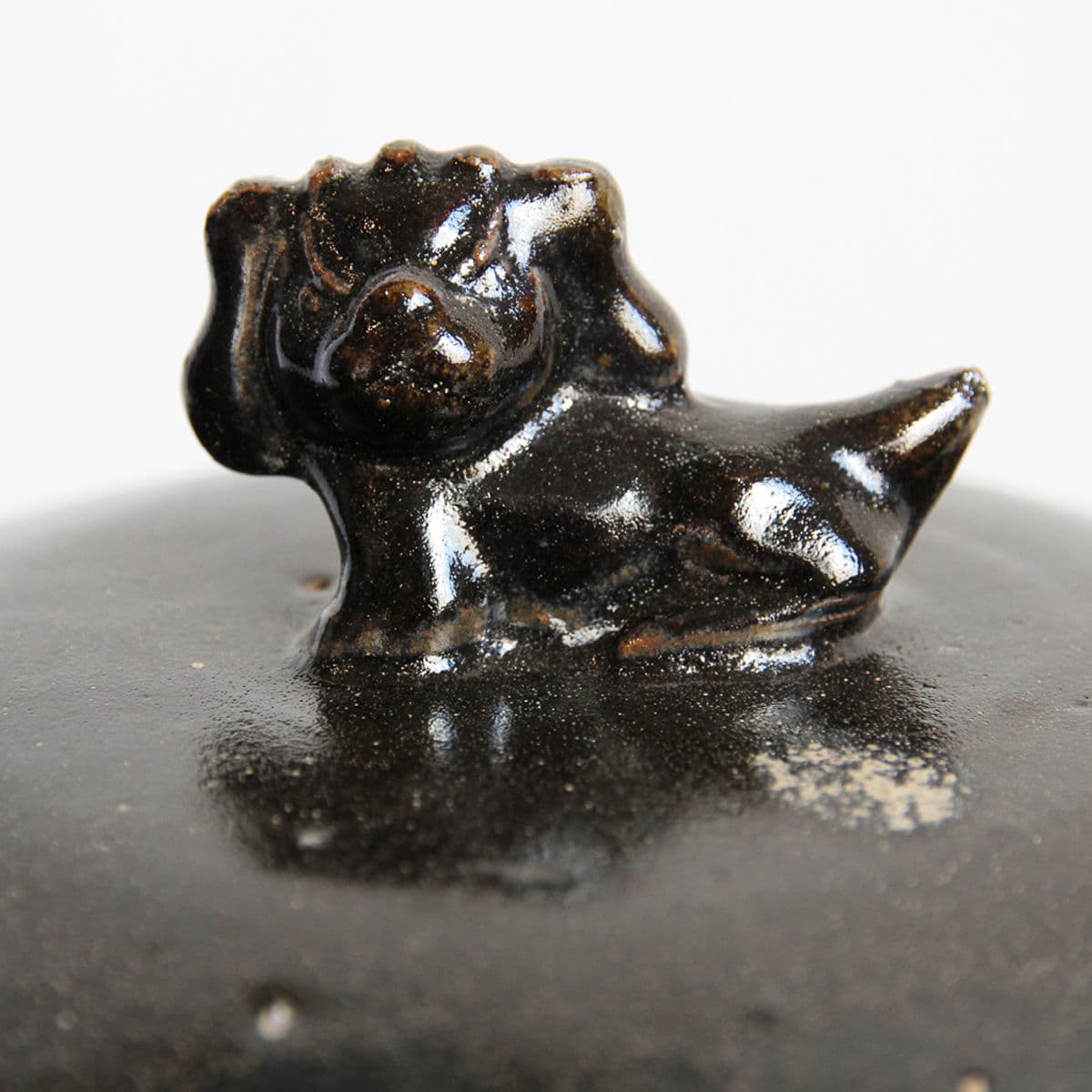 Black Ceramic Jar w/Foo Dog Lid - Thumbnail 3