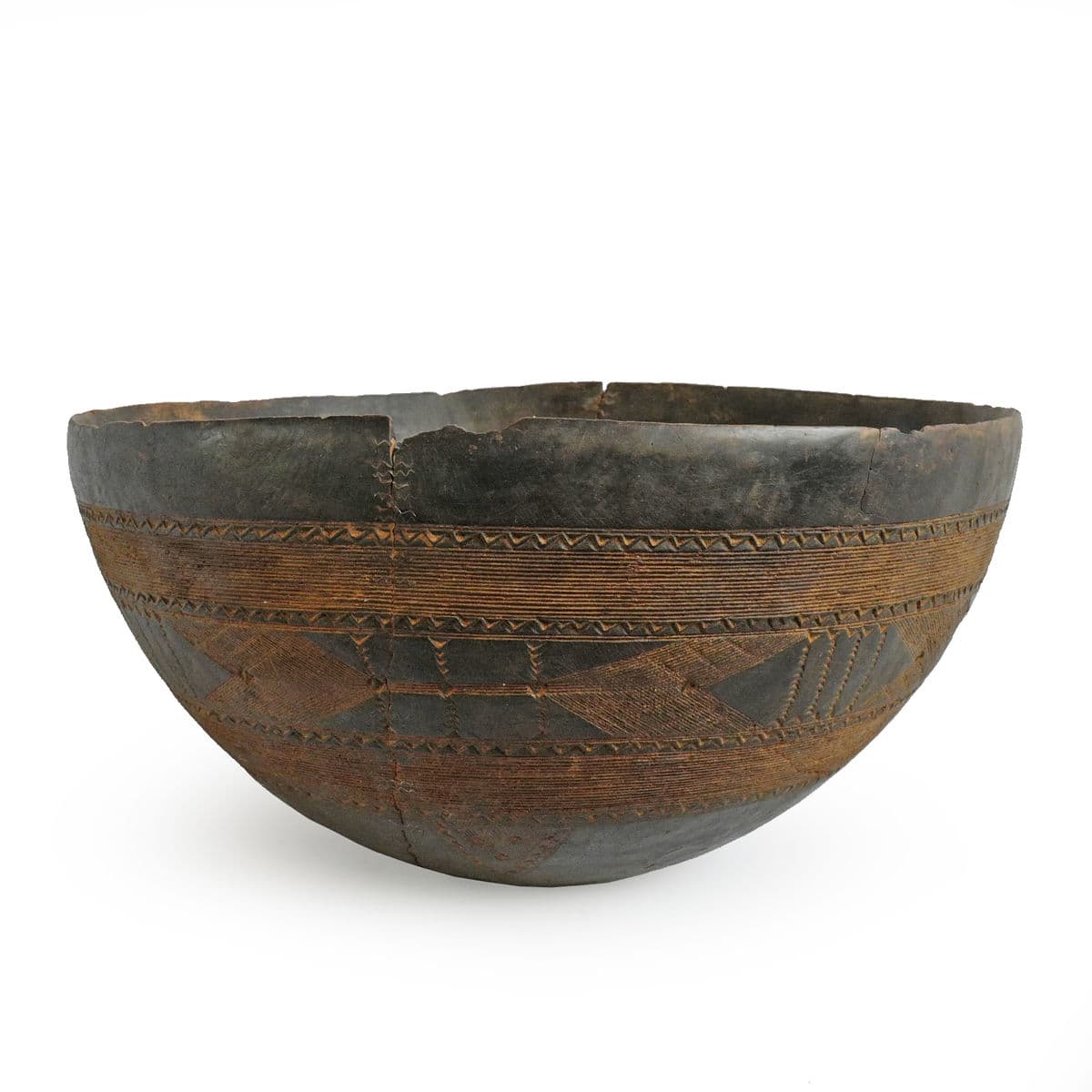 Antique Large Tuareg Wood Bowl - Thumbnail 3