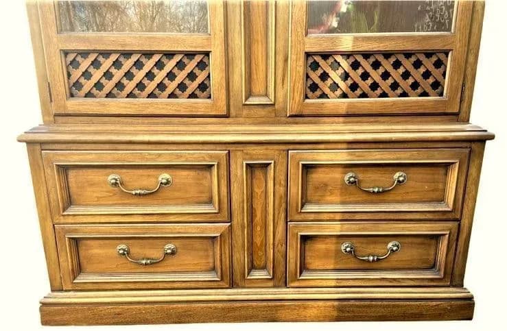 Jim Peed Drexel Moorish Spanish Revival Esperanto Collection Pecan Wood China Cabinet - Made in 1964 - Thumbnail 4
