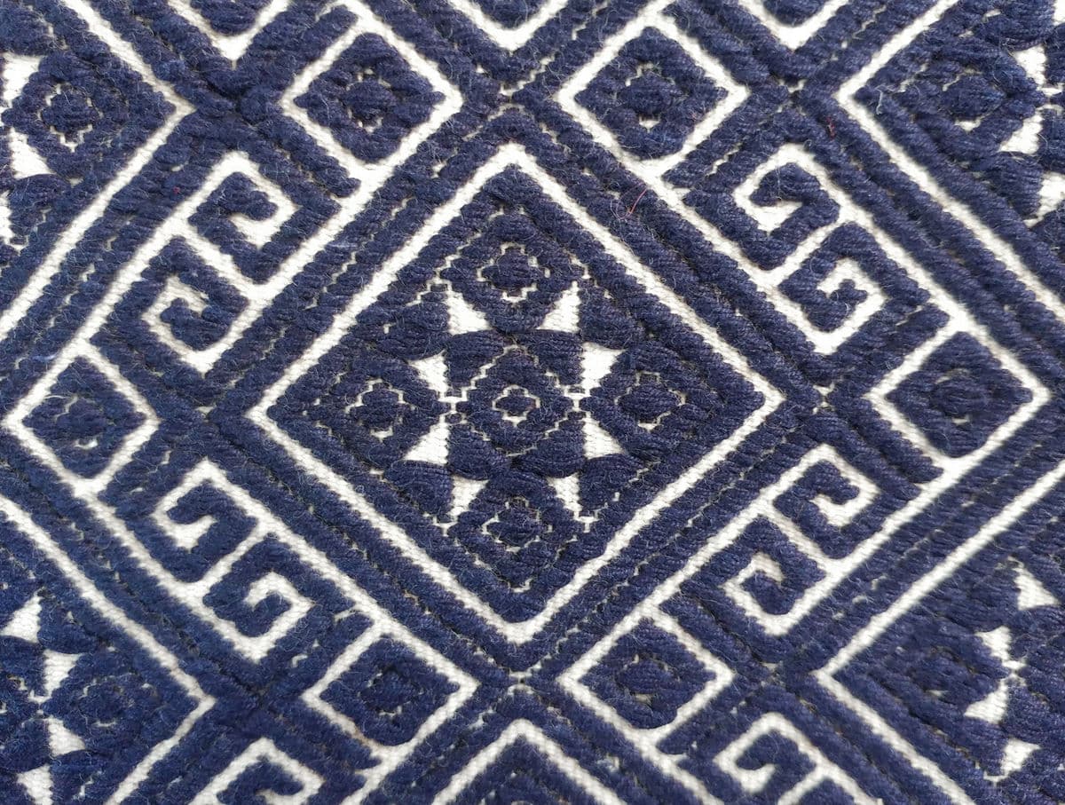 Vintage Embroidered Wedding Quilt Fabric - Thumbnail 4