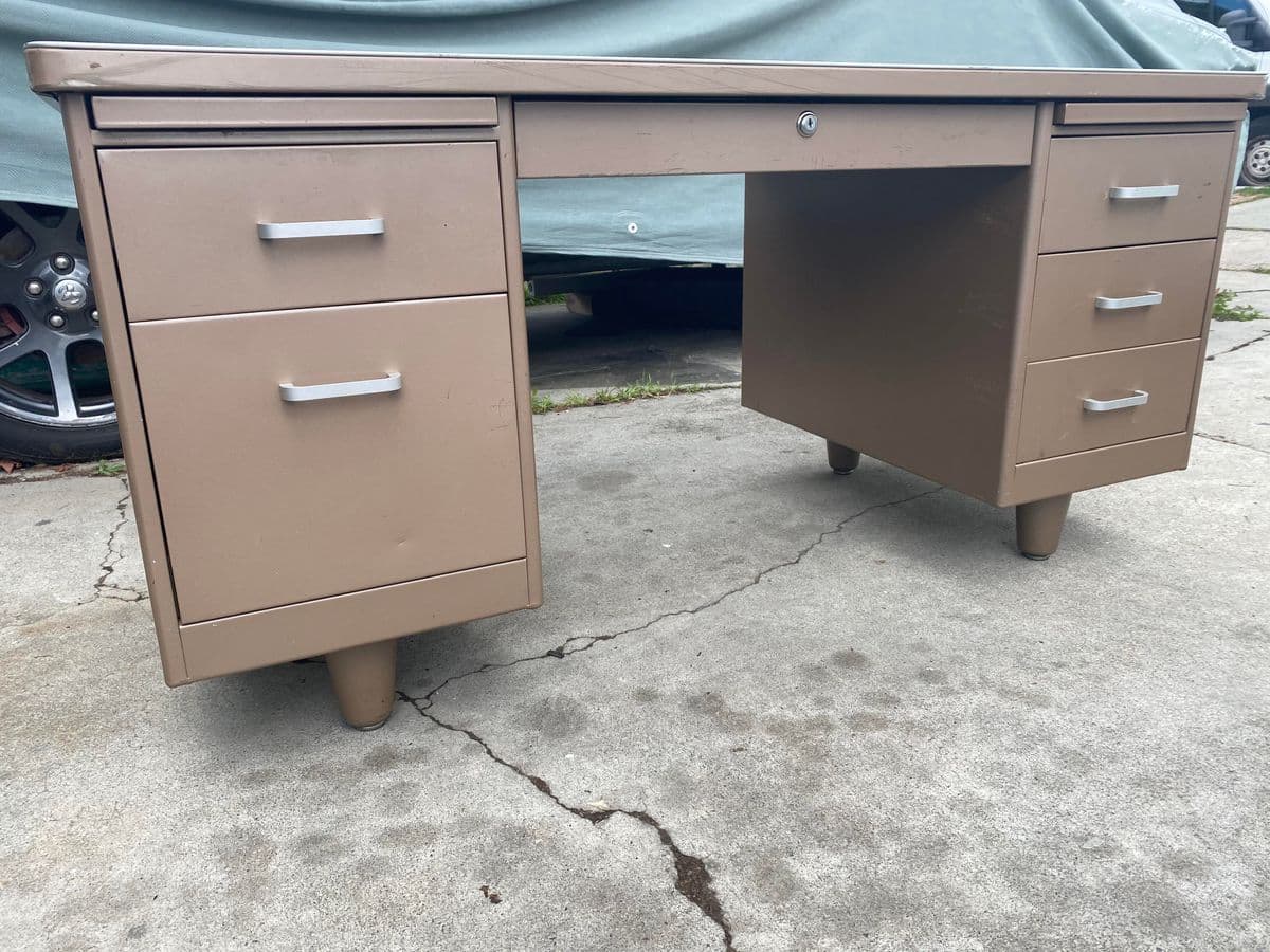 Vintage Holga Company Mid Century Modern Metal Tanker Desk - Thumbnail 3