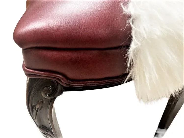 Antique Louis XV Vanity Bench With New Otomi Embroidery, Sheepskin and Leather Upholstery - Thumbnail 4