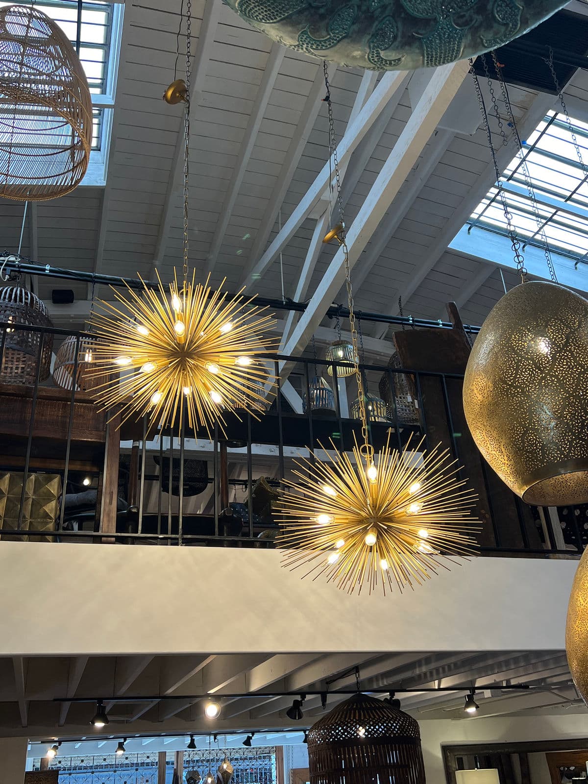 Brass Sunburst Chandelier - Thumbnail 4