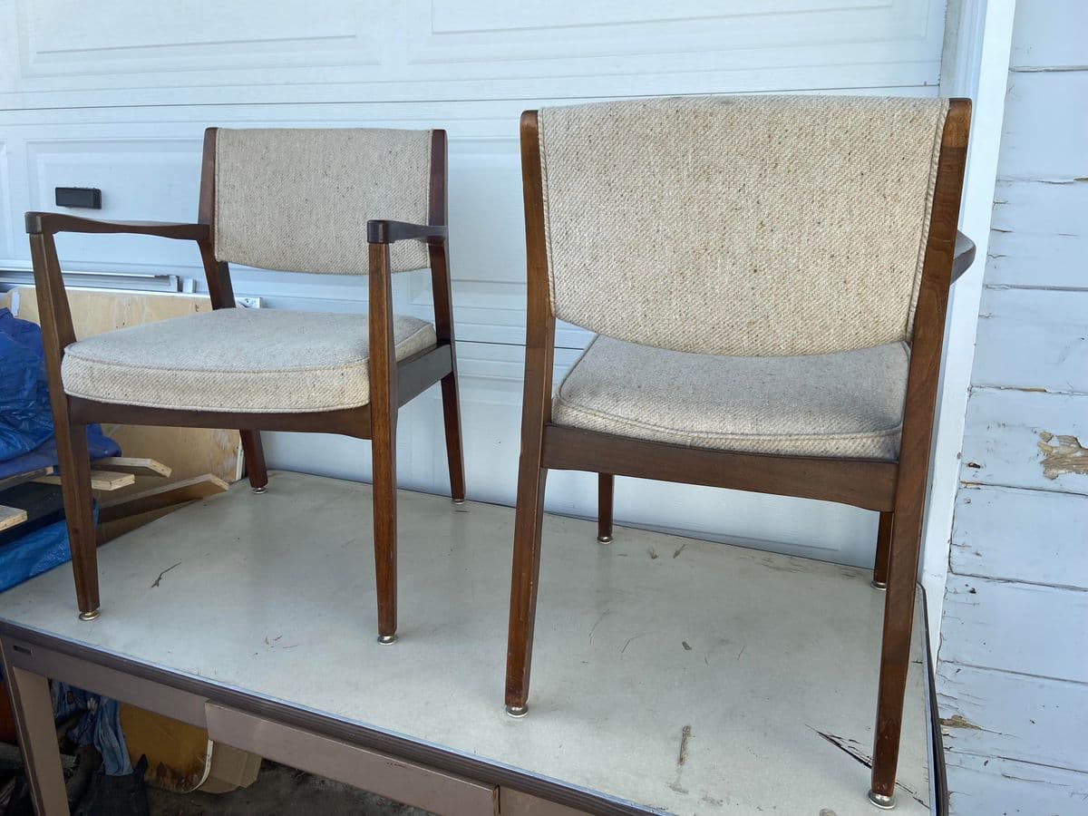 1970s Vintage Mid Century Modern Accent Chairs Set of Two - Thumbnail 3