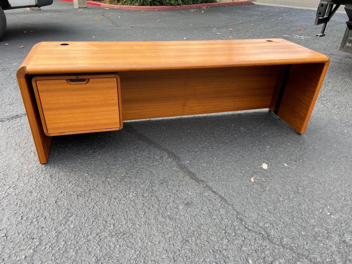 1990s Vintage Mid Century Modern Credenza - Thumbnail 3