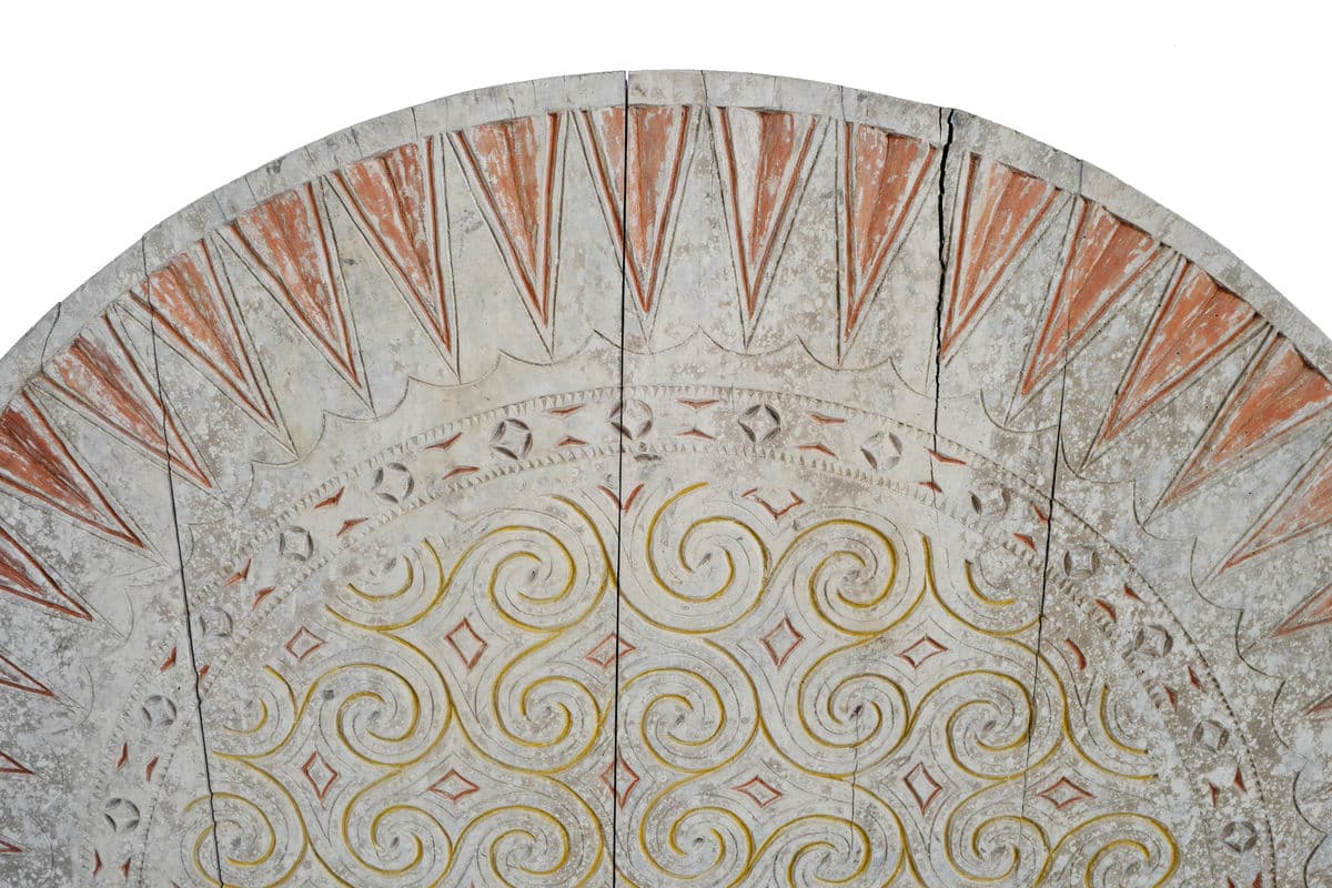 Round Toraja Wood Carved Panel - Thumbnail 4