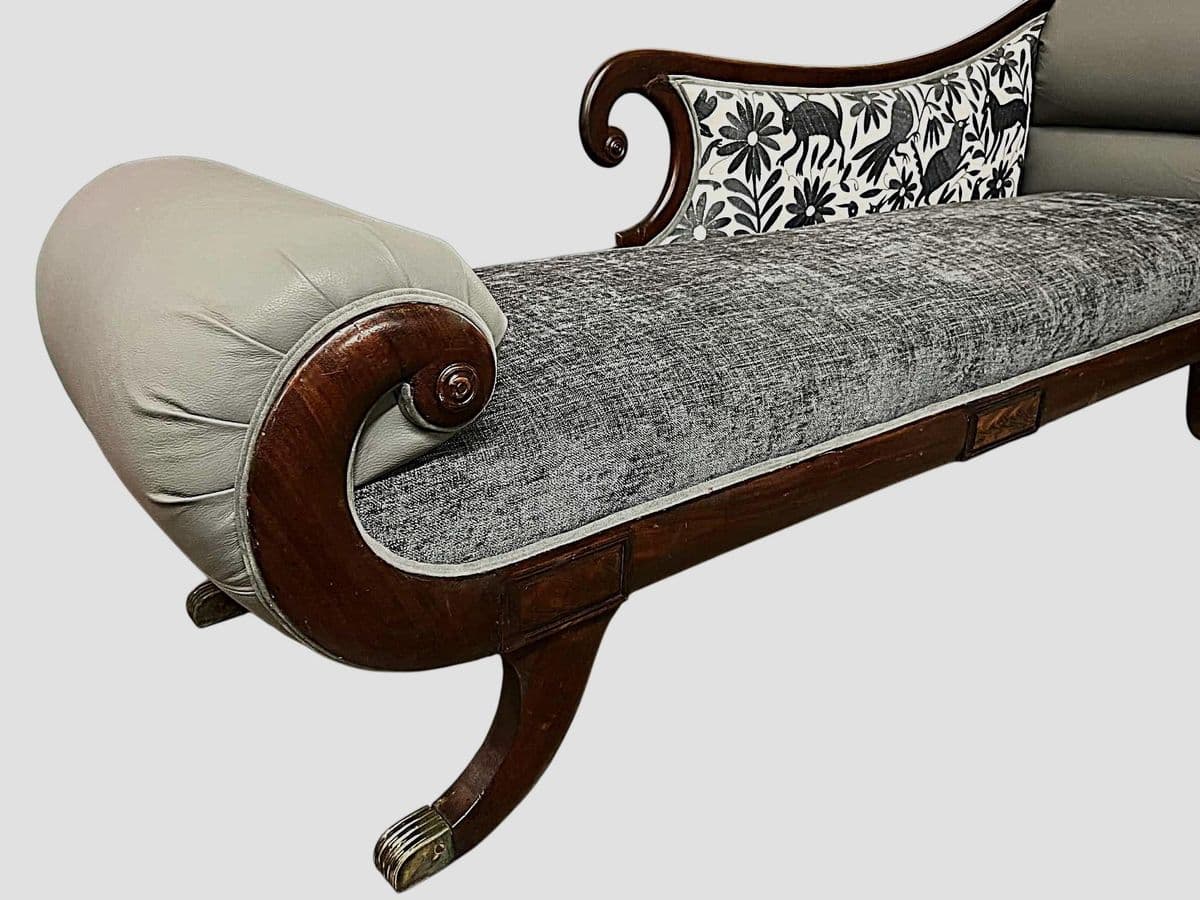 ‘Empress Carlota’ Mahogany Empire Chaise - Circa 1860s - Reupholstered With New Otomi Hand Embroidery and Leather - Thumbnail 5