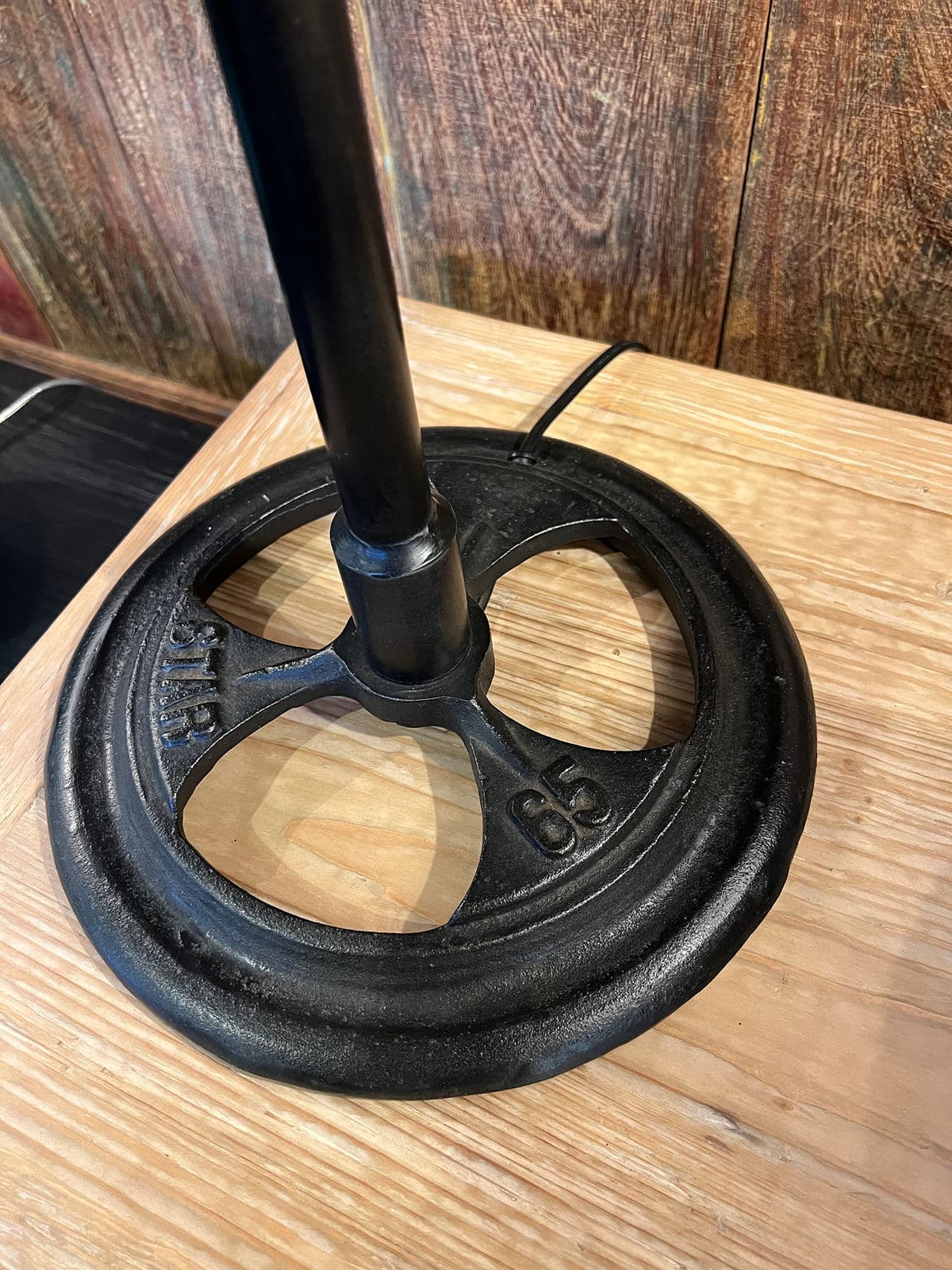 Gunnar Industrial Iron Table Lamp - Thumbnail 5