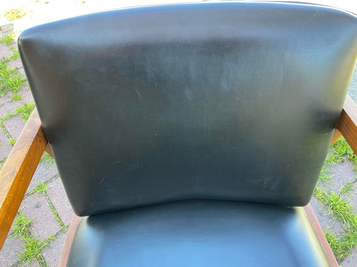 1980s Vintage Modern Walnut Armchair by United Chair Company - Thumbnail 4