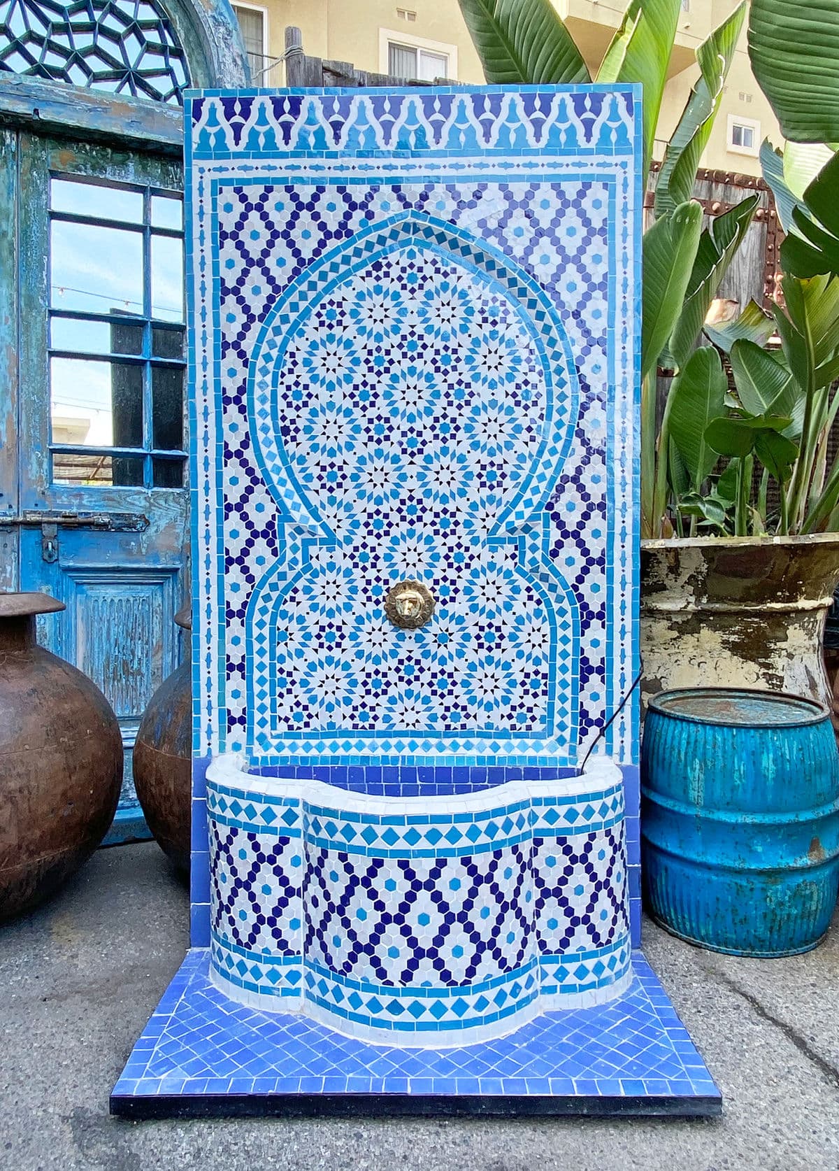 Blue & White Moroccan Tile Wall Fountain - Thumbnail 5