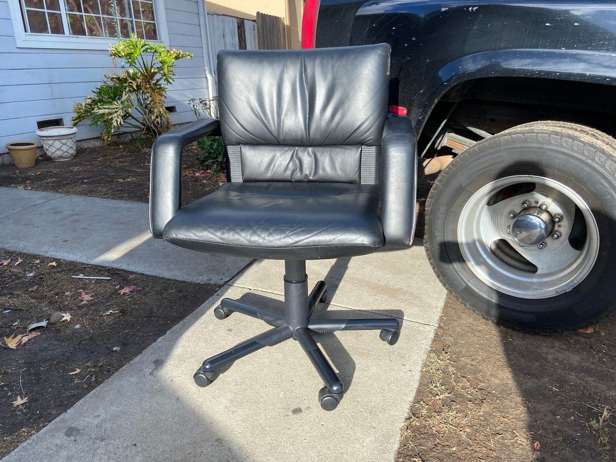 Mario Bellini Vintage Leather Swivel Chair for Vitra - Thumbnail 4